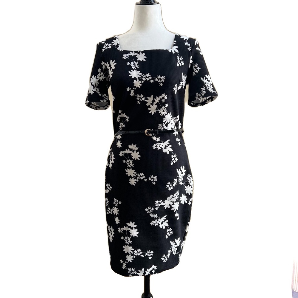 🌸  Brand new Suzie Shier Dress
